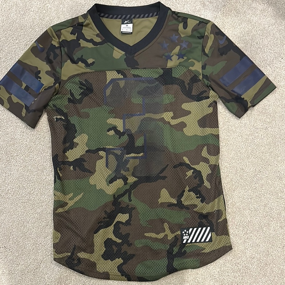 Nike Seahawks Camo Short Sleeve jersey